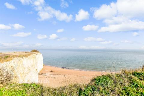 2 bedroom ground floor flat for sale, Kingsgate Avenue, Broadstairs, Kent