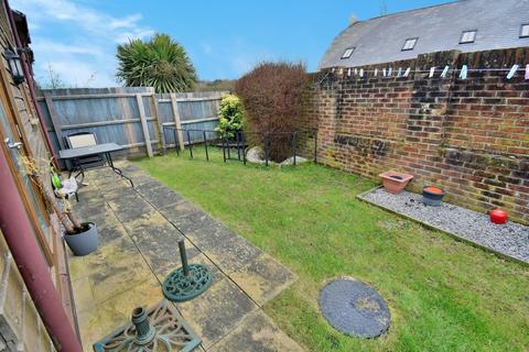 3 bedroom end of terrace house for sale, Ringwood Road, Ferndown, BH22