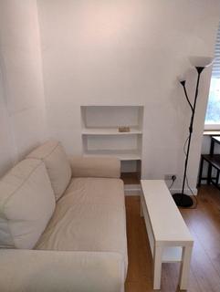 1 bedroom flat to rent, 1854L Watson Crescent, Edinburgh, EH11 1EW