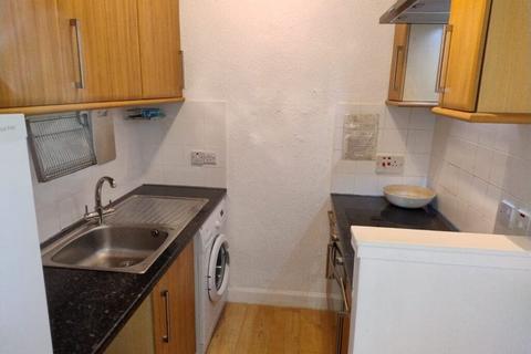 1 bedroom flat to rent, 1854L Watson Crescent, Edinburgh, EH11 1EW