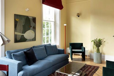1 bedroom apartment to rent, Harley Street