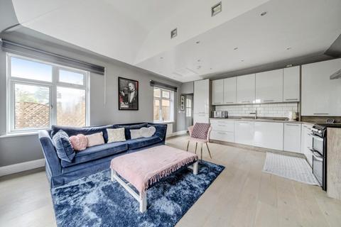 2 bedroom maisonette for sale, Chobham Road,  Sunningdale,  Ascot,  SL5