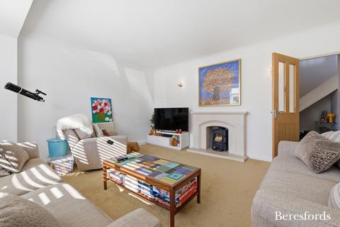 4 bedroom detached house for sale, Private Road, Chelmsford, CM2