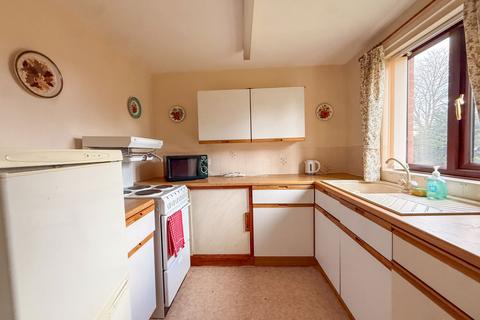 2 bedroom flat for sale, Fernleigh Court, Kelvedon Grove, Solihull, B91
