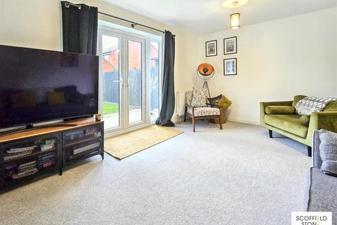 3 bedroom semi-detached house for sale, Astley Garden, Hilton, Derby