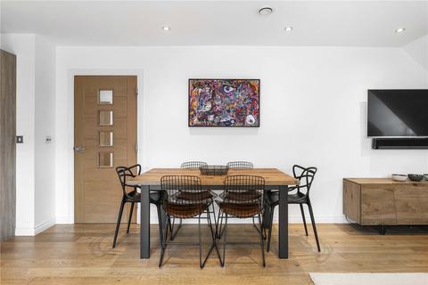 3 bedroom penthouse for sale, Hatters Lane, Edinburgh, United Kingdom, EH7