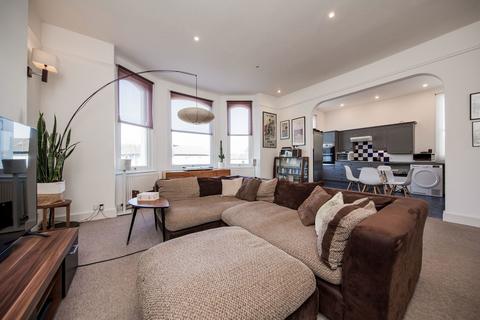 2 bedroom flat for sale, St. James Road, Tunbridge Wells, TN1 2JZ