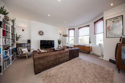 2 bedroom flat for sale, St. James Road, Tunbridge Wells, TN1 2JZ
