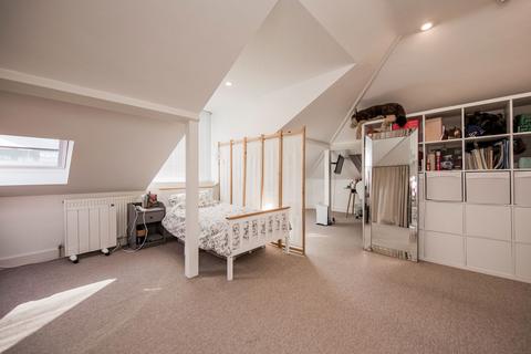 2 bedroom flat for sale, St. James Road, Tunbridge Wells, TN1 2JZ