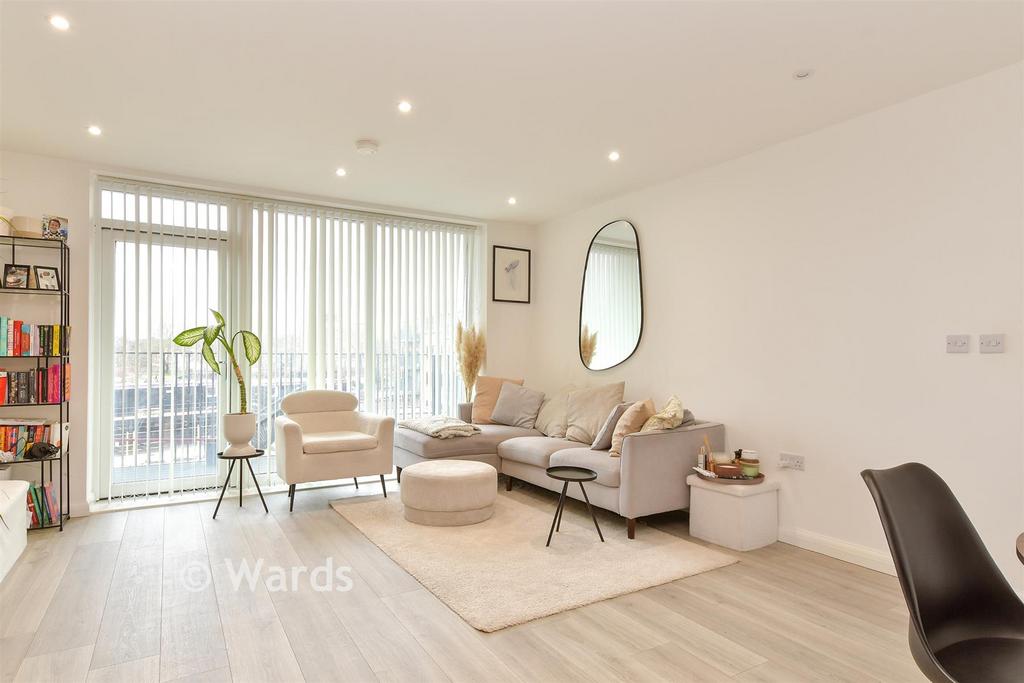 Kitchen/Lounge/ Dining Area