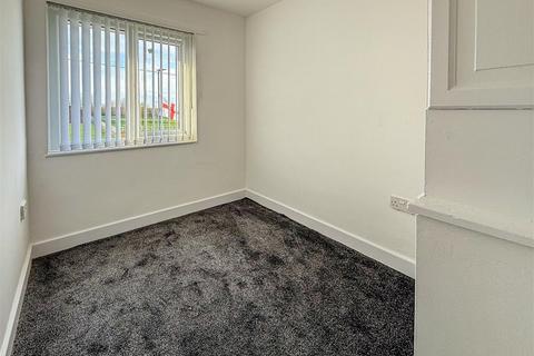 undefined, Eccleston Walk, MIDDLESBROUGH