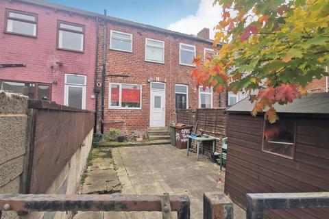 2 bedroom terraced house for sale, Wakefield Road, Featherstone, PONTEFRACT