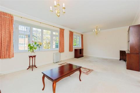 2 bedroom apartment for sale, Brooklands Road, SALE
