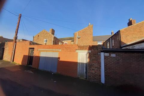 3 bedroom terraced house for sale, Hylton Road, SUNDERLAND