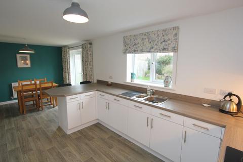 5 bedroom detached house for sale, Plasnewydd Walk, Llantwit Major, CF61