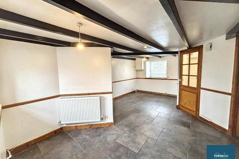 2 bedroom house for sale, Helston Road, Penryn