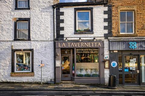 2 bedroom terraced house for sale, 23 Main Street, Ingleton