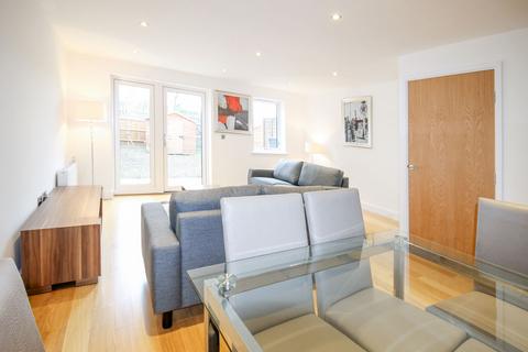 4 bedroom semi-detached house to rent, Fairthorn Road, London SE7