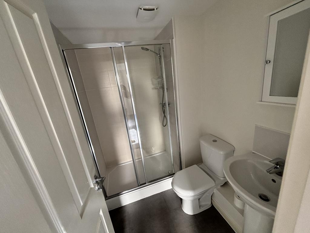 En-suite Bathroom