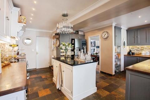 5 bedroom semi-detached house for sale, Reresby Crescent, Whiston, Rotherham