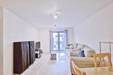 2 bedroom apartment for sale, Quayside Drive, Colchester