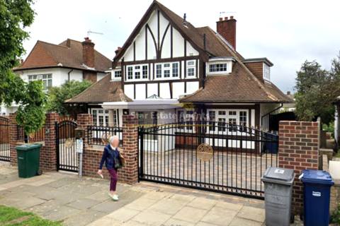 undefined, Edgware HA8