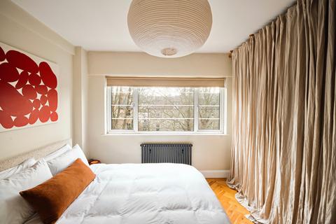 2 bedroom flat for sale, Mundania Court, London SE22