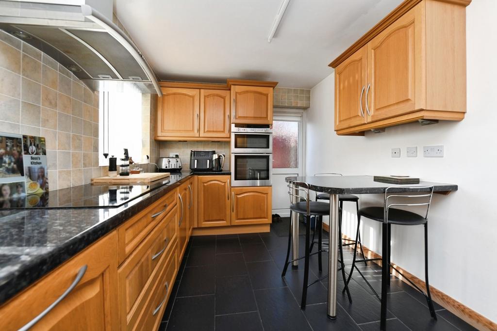 Kitchen/Breakfast Rm