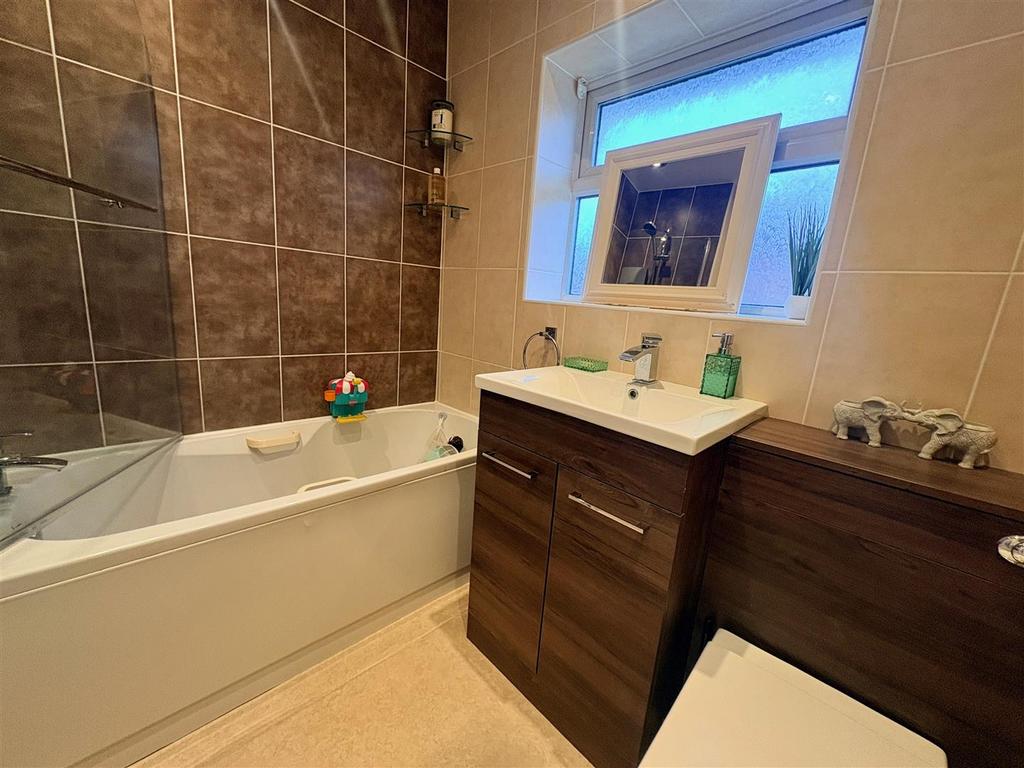 Family bathroom