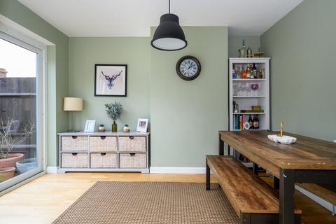 4 bedroom semi-detached house for sale, Molesey Close, Hersham, KT12