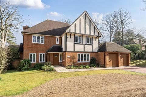 5 bedroom detached house for sale, Golf Drive, Camberley GU15