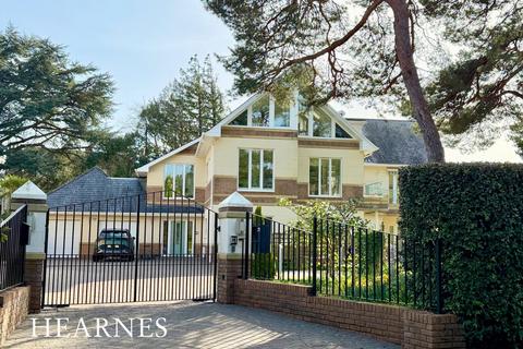 3 bedroom apartment for sale, Nairn Road, Canford Cliffs , Poole, BH13