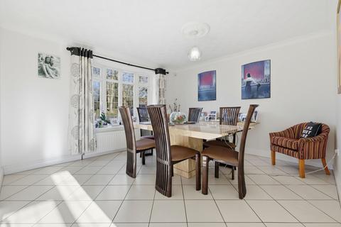 3 bedroom detached house for sale, Mercer Road, Billericay, CM11