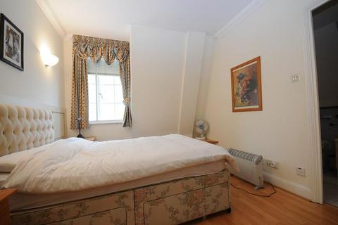 2 bedroom apartment to rent, Belvedere Road, County Hall