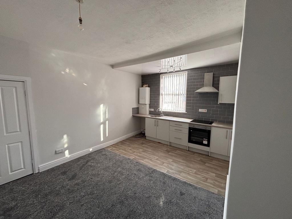 Kitchen/Living Room