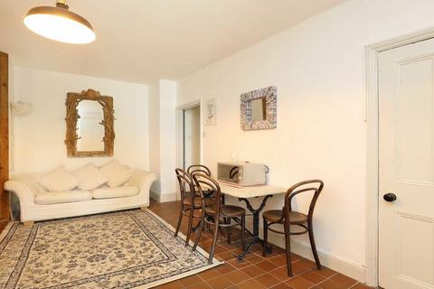 2 bedroom flat to rent, St. Lukes Road, London W11