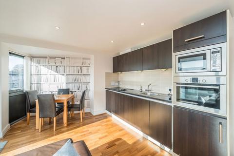 1 bedroom flat for sale, Staines Road, Twickenham TW2