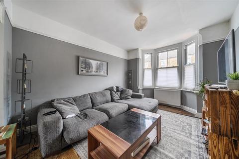 3 bedroom terraced house for sale, Howbury Street, Bedford