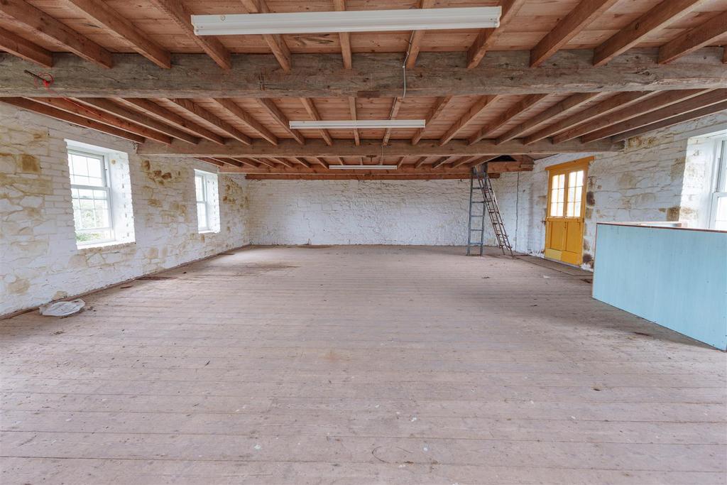 Western Barn - Attached