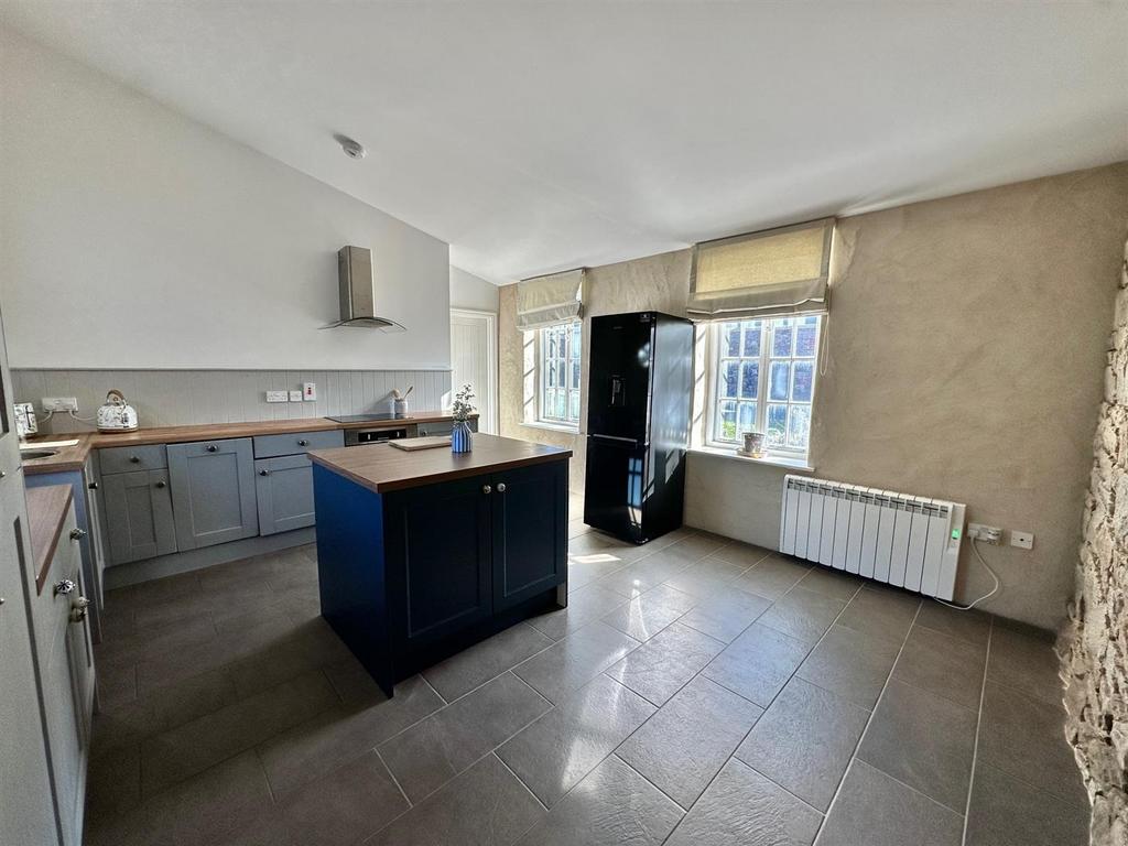 BH - Kitchen