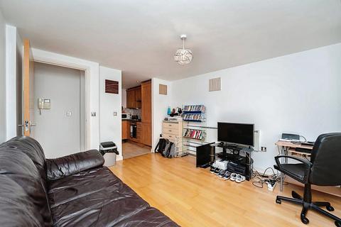 1 bedroom apartment to rent, West Ealing, London, W13