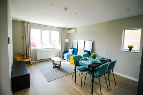 1 bedroom flat to rent, Hayes Crescent London NW11