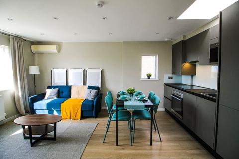 1 bedroom flat to rent, Hayes Crescent London NW11