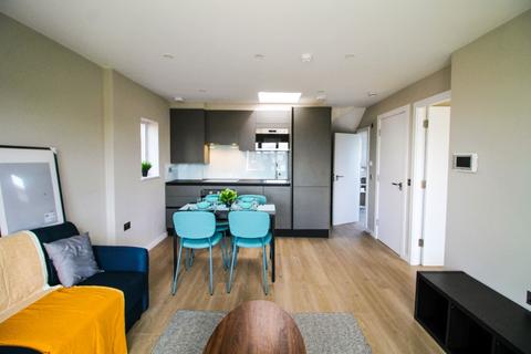 1 bedroom flat to rent, Hayes Crescent London NW11