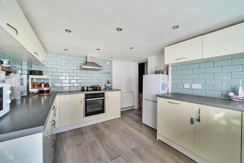 undefined, Henry Road, Freemantle, Southampton, Hampshire, SO15