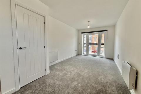 2 bedroom apartment to rent, Intento, Greensfield Close, Gateshead