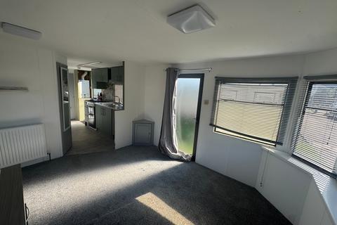 2 bedroom park home to rent, Harrow Lane, Newark NG22