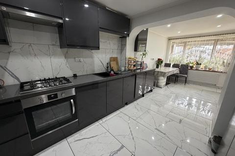 3 bedroom house for sale, Byron Walk, Daventry