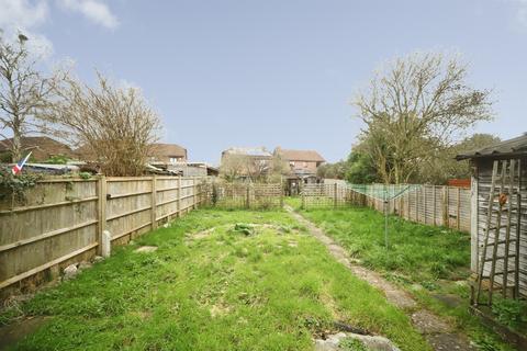 3 bedroom semi-detached house for sale, Greenway Crescent, Taunton