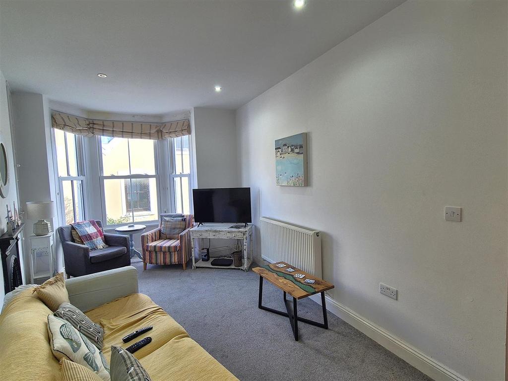 Sitting room.jpg